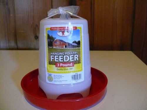 Little Giant 3 Pound Hanging Poultry Feeder NEW