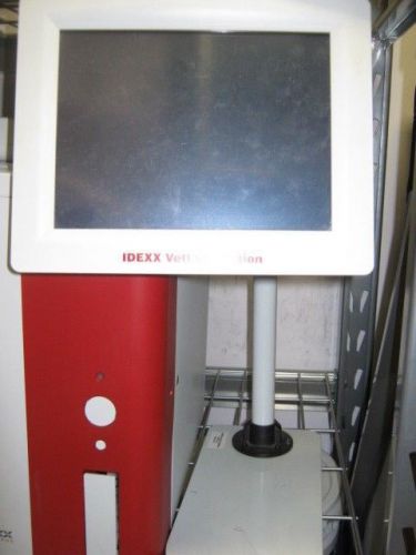 Idexx touch screen station