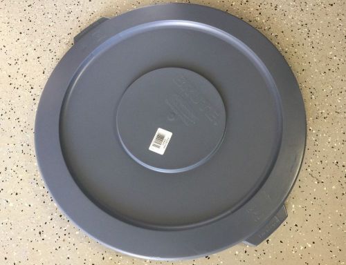 6 NEW RUBBERMAID BRUTE LIDS 2631 GRAY 22 INCH ROUND FITS 32 GAL. CONTAINER