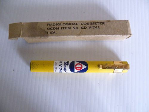 Vintage Cold War Radiological Dosimeter CD V-742 Radiation Detector