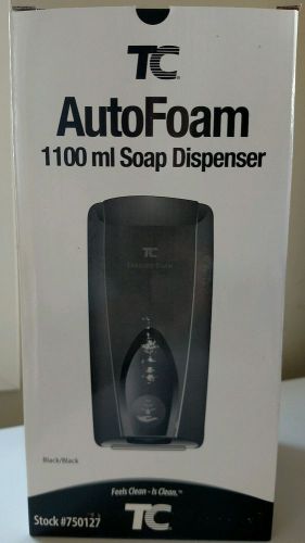 Rubbermaid Auto Foam 1100 Wall-Mounted Automatic Soap Dispenser - Black