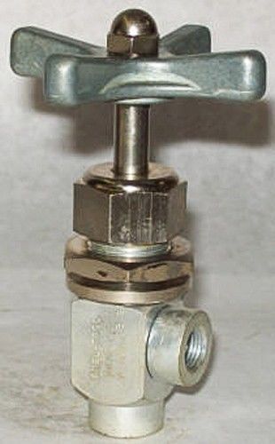 Deltrol 1/8&#034; 10000 psi steel angle needle valve s102s3p for sale