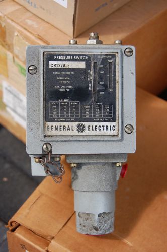 General Electric GE Pressure Switch CR127A 400-3000PSI Range 210-47Diff 10000Max