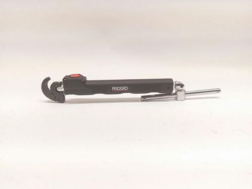 Ridgid 2017 Telescoping Basin Wrench 1/2&#034; to 1-1/4&#034; with LED Light&gt; (S10010036)