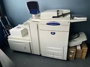 Xerox DocuColor 242 with Fiery EX260, Oversize High-Capacity Feeder