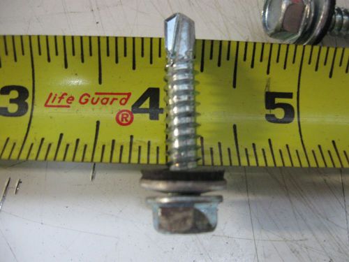 200 Self drilling screw #12x1 1/4&#034; with rubber washer, Steel, metal roofing