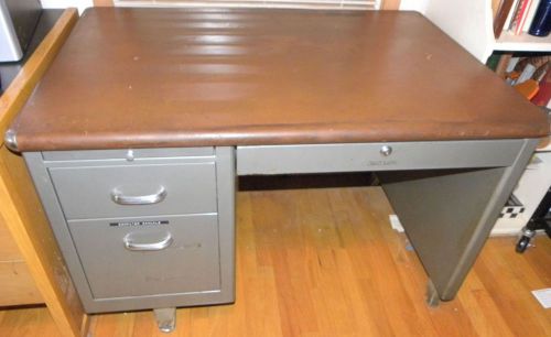 SHAW WALKER METAL OFFICE DESK - USED *Local Pick-up Only*
