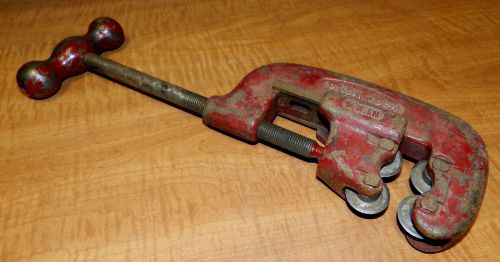 6216/ large reed no. 2 - 4  heavy duty hinged pipe cutter  ~  cuts 1/2&#034; to 2&#034; for sale
