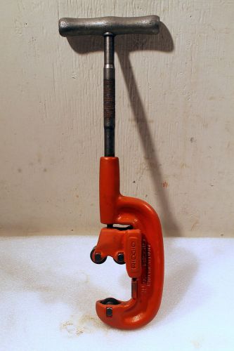 RIDGID PIPE CUTTER #2   1/8&#039;&#039; TO 2&#039;&#039; 300 - 700 - 535  923K