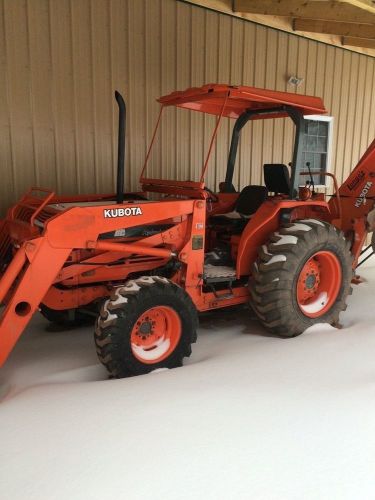 1993 KUBOTA L4350 4X4 WITH BACKHOE ATTACHMENT AND SCOOP
