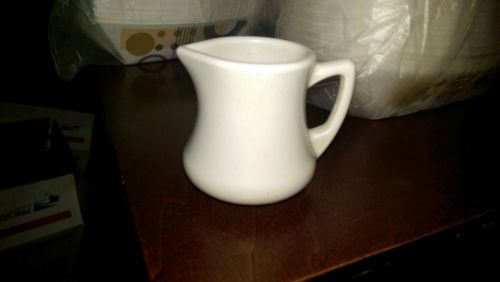 68 syrup or creamer containers restaurant pourers pitchers catering white caddy