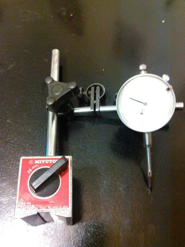 MITUTOYO MAGNETIC BASE 7010S W/ DIAL INDICATOR INSPECTION GAGES  ITEM #166