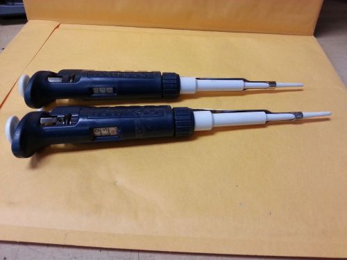 2X Gilson Pipetman adjustable, P20