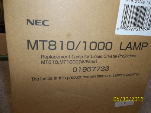 NEC Projector Lamp MT810 MT1000 new in box Toshiba