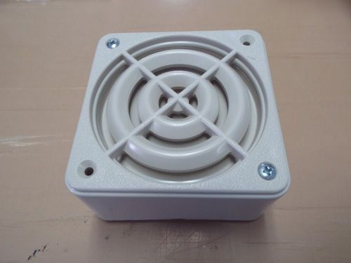 Open Box Federal Signal audiomaster speaker AM50-25B Series A1 25Vrms 0.4 - 4kHz
