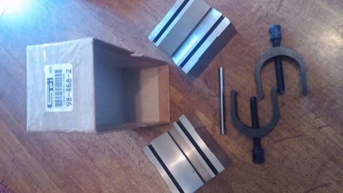 Spi v blocks 98-468-2 machinist v blocks with clamps set of 2 in original box for sale