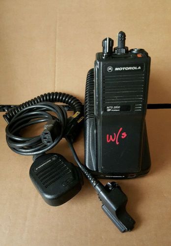 Motorola MTS 2000 Flashport Two Way Radio Mic H01UCD6PW1BN charger