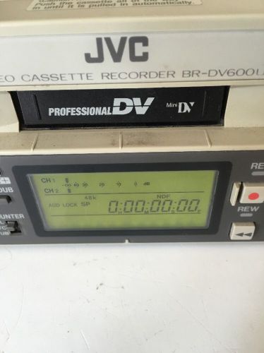 JVC BR-DV600U, Digital, Compact, NTSC, Professional, Mini DV, Player, Recorder