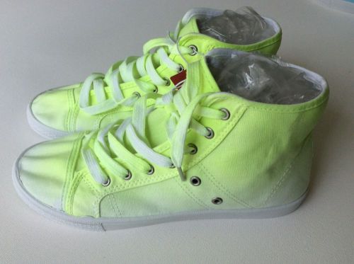 Women’s Sneakers High Top Shoes Neon Green Mossimo Supply Co Size 10-Defective