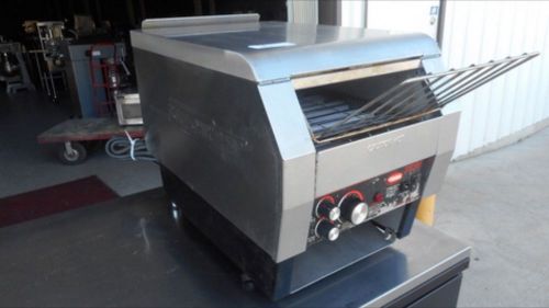 Hatco (TQ-800HBA) - 840 Slices/Hr Toast-Qwik® Horizontal Conveyor Toaster