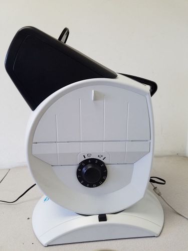 Stereo Optical Company Vision Tester 6500P with Remote