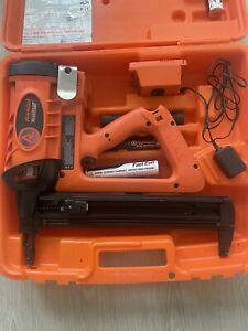 RAMSET TRAKFAST TF1200 SET Case, Battery &amp; Charger - Tool System