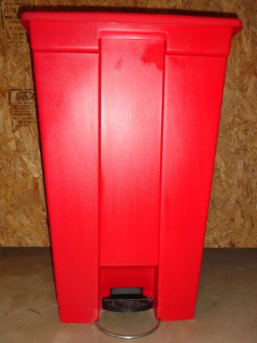 Rubbermaid #6146 Commercial Step-On Waste Container 23 gal Red