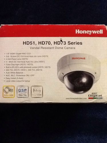 ***HONEYWELL SUPER-HIGH RES, VANDAL &amp; WEATHER RESISTANT DOME SECURITY CAMERA***