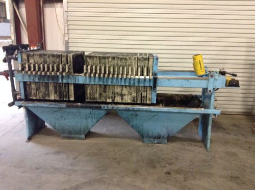 Aprox. 5 cu. ft. manual hydraulic style 25&#034; x 25&#034; x 2&#034; plate filter press for sale