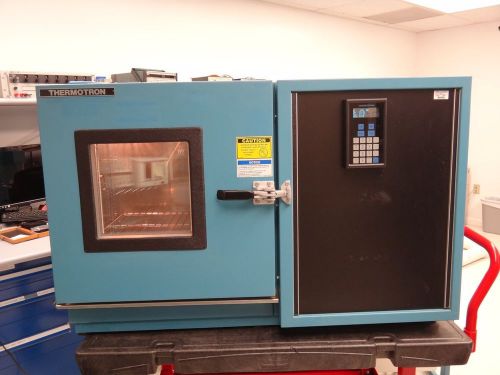 Thermotron  sm-3.5-3800 environmental chamber for sale