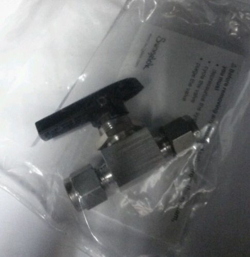 New! 1/4&#034; swagelok ss-42gs4 stainless steel ball valve for sale