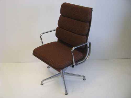 Herman miller eames aluminum group executive soft pad lounge chair authentic! for sale