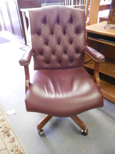 Burgundy tufted leather office chairby fairfield