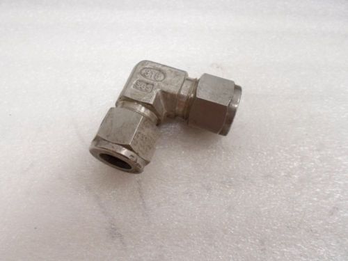 Lot of 2 Ham Let 316 1/2&#034; Elbow Tube Connector