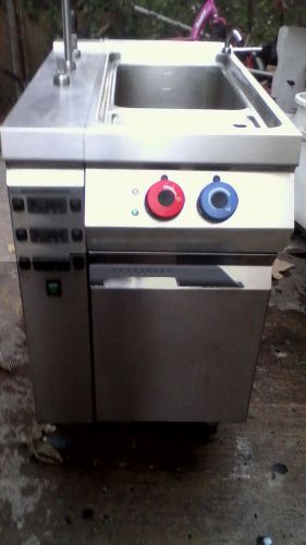 commercial cooker(pick up)