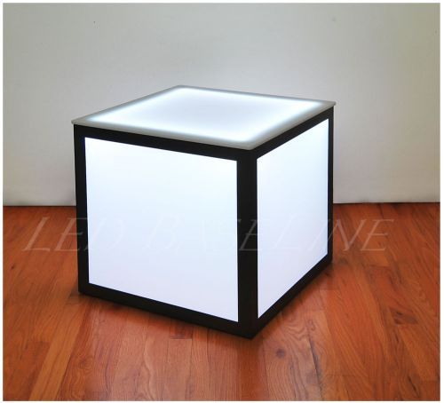 21&#034; LED CUBE END TABLE COLOR CHANGING MODERN