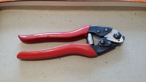 Felco C2 cable cutters