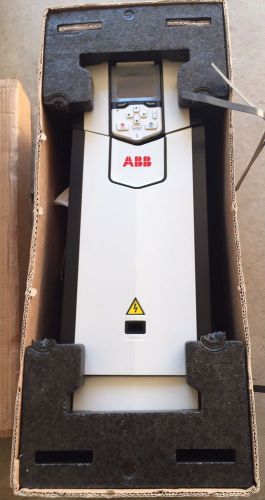 ABB ACS880-01-052A-5 K451 L516 40HP 3PH AC DRIVE