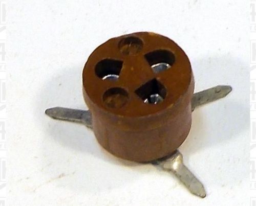 Brown Plastic 3 Pin Female Transistor Socket