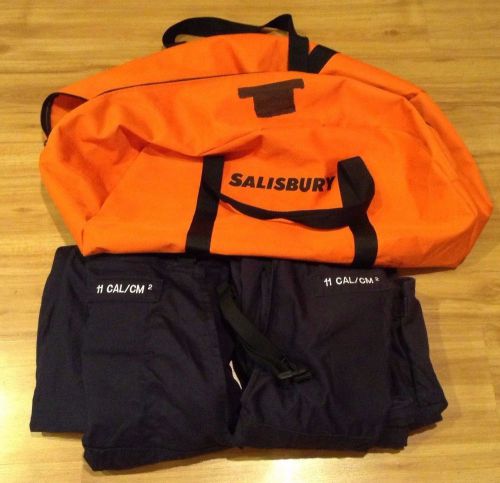 Salisbury arc flash pro-wear 11 cal protective leg chest bibs w/carry bag. nice for sale