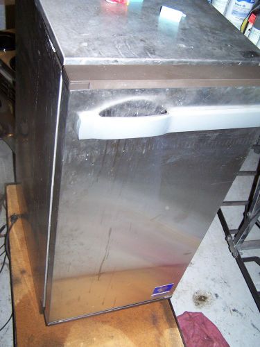 MANITOWOC SMS050A002 UNDERCOUNTER ICE CUBE MACHINE Maker AIR COOLED - For Parts