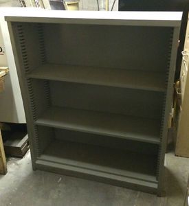 Metal 3 shelf bookcase