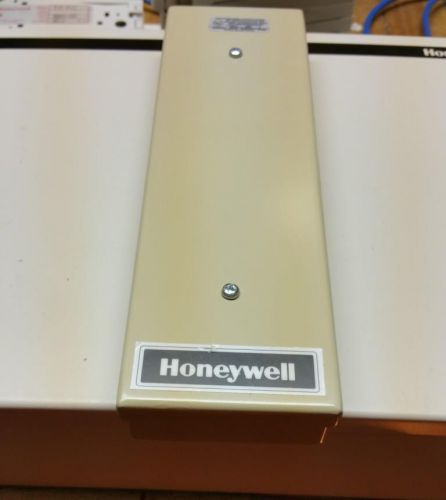 Honeywell Intelliguard VPU ( Vault protection Unit) 8357-135