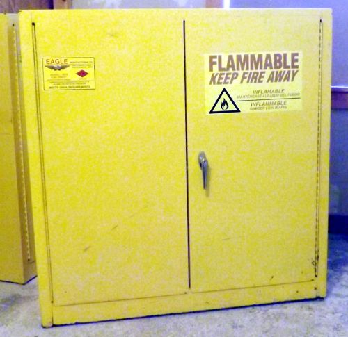 1 USED EAGLE MODEL 3010 FLAMMABLE SAFETY CABINET 30 GAL. *MAKE OFFER*
