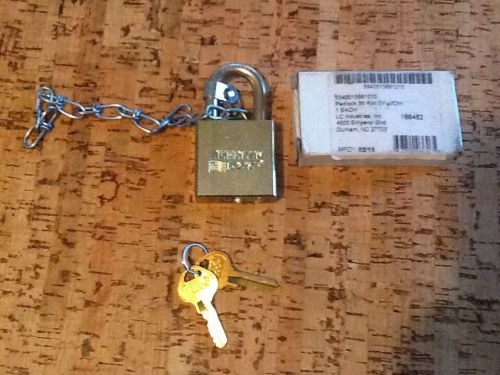 American lock 166462 series 5200 padlock, solid case, 1.75&#034; wide steel, w/chain for sale