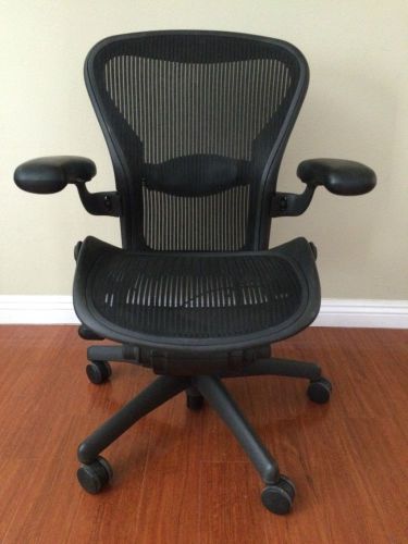 HERMAN MILLER Aeron Office Ergonomic Chair Size B Eames #1