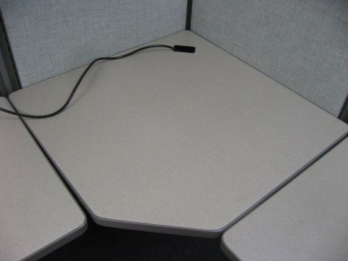 One section Office Desk Cubicles Wall Panels Partitions without File Cabinets