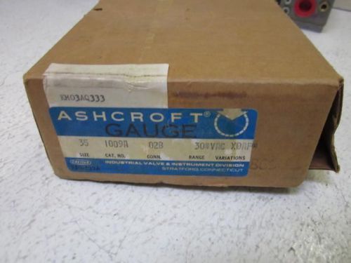 LOT OF 2 ASHCROFT 35-1009A-02B 30PSIG DURALIFE GAUGE *NEW IN A BOX*