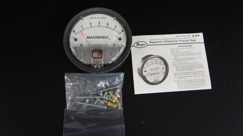 Dwyer 2006 Magnehelic Pressure Gage 0-6&#034; Of Water