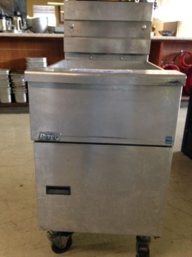 Pitco 70-90 lb gas deep fryer tube fired s/s tank (sg18s) 140,000 btu preowned for sale